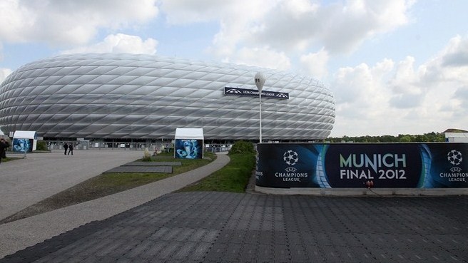 Sân Allianz Arena đã sẵn sàng.